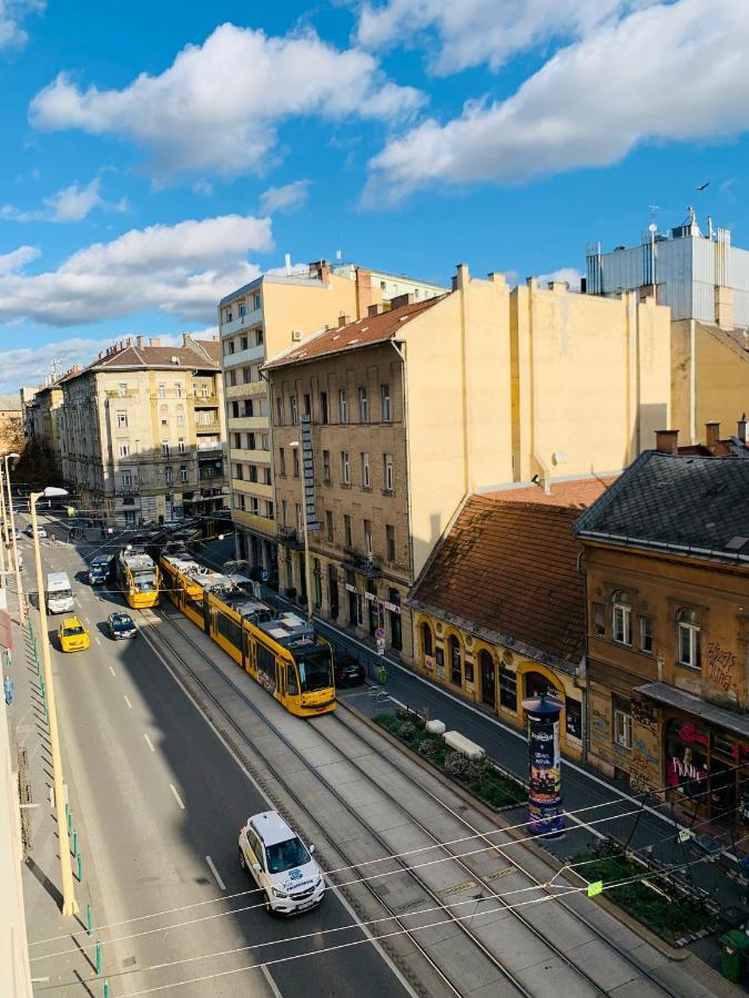 Margaret Boulevard Apartment - With Balcony Βουδαπέστη Εξωτερικό φωτογραφία