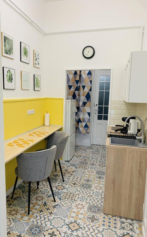 Margaret Boulevard Apartment - With Balcony Βουδαπέστη Εξωτερικό φωτογραφία